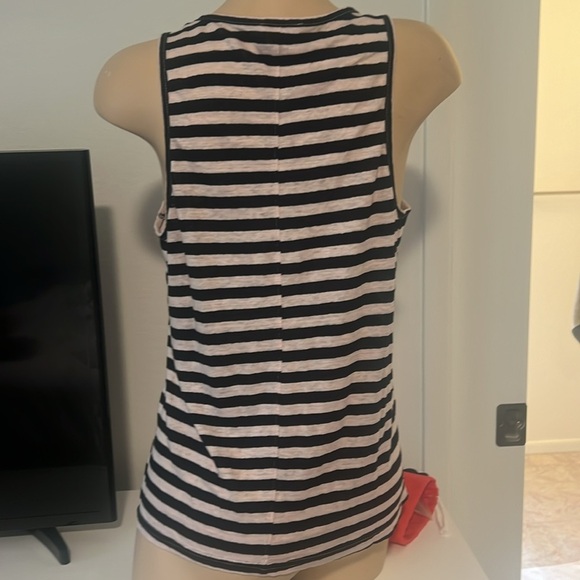 NWOT. Frame Muscle Tank - Picture 3 of 3